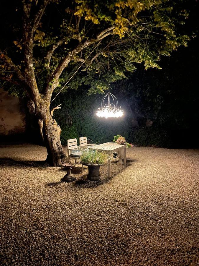 Mas Tulipe De Soie Bed & Breakfast Bevons Exterior photo